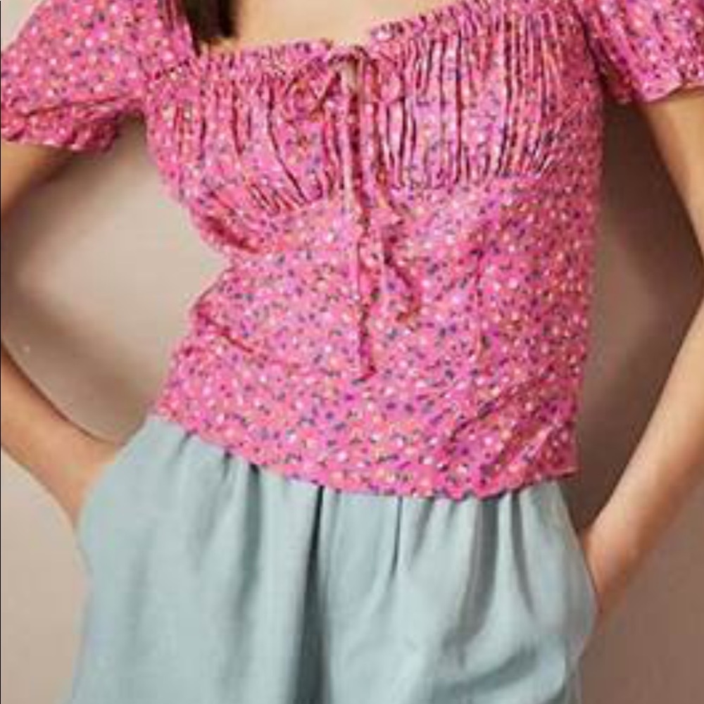 Grace & Mila Conrad Top size S Pink with flowers new and never worn